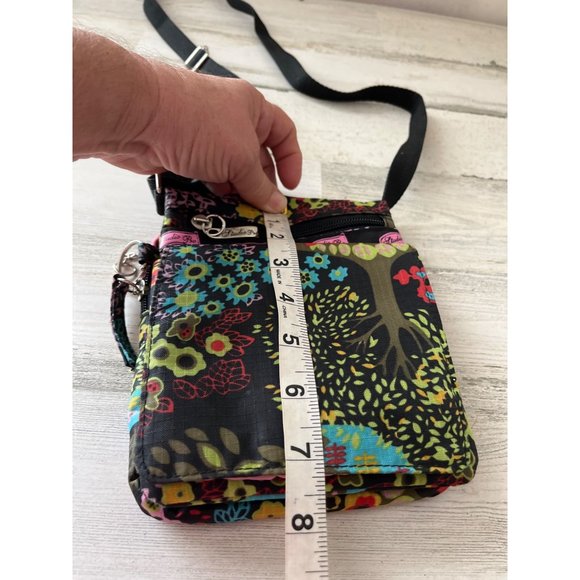 Studio Pro multi-pocketed shoulder/crossbody bag - Picture 9 of 11